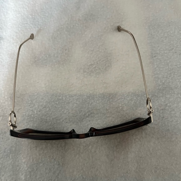 Ferragamo sunglasses main image 4